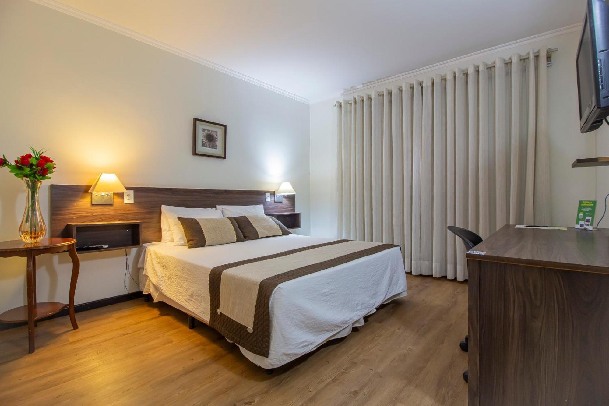 Hotel Golden Park 3*